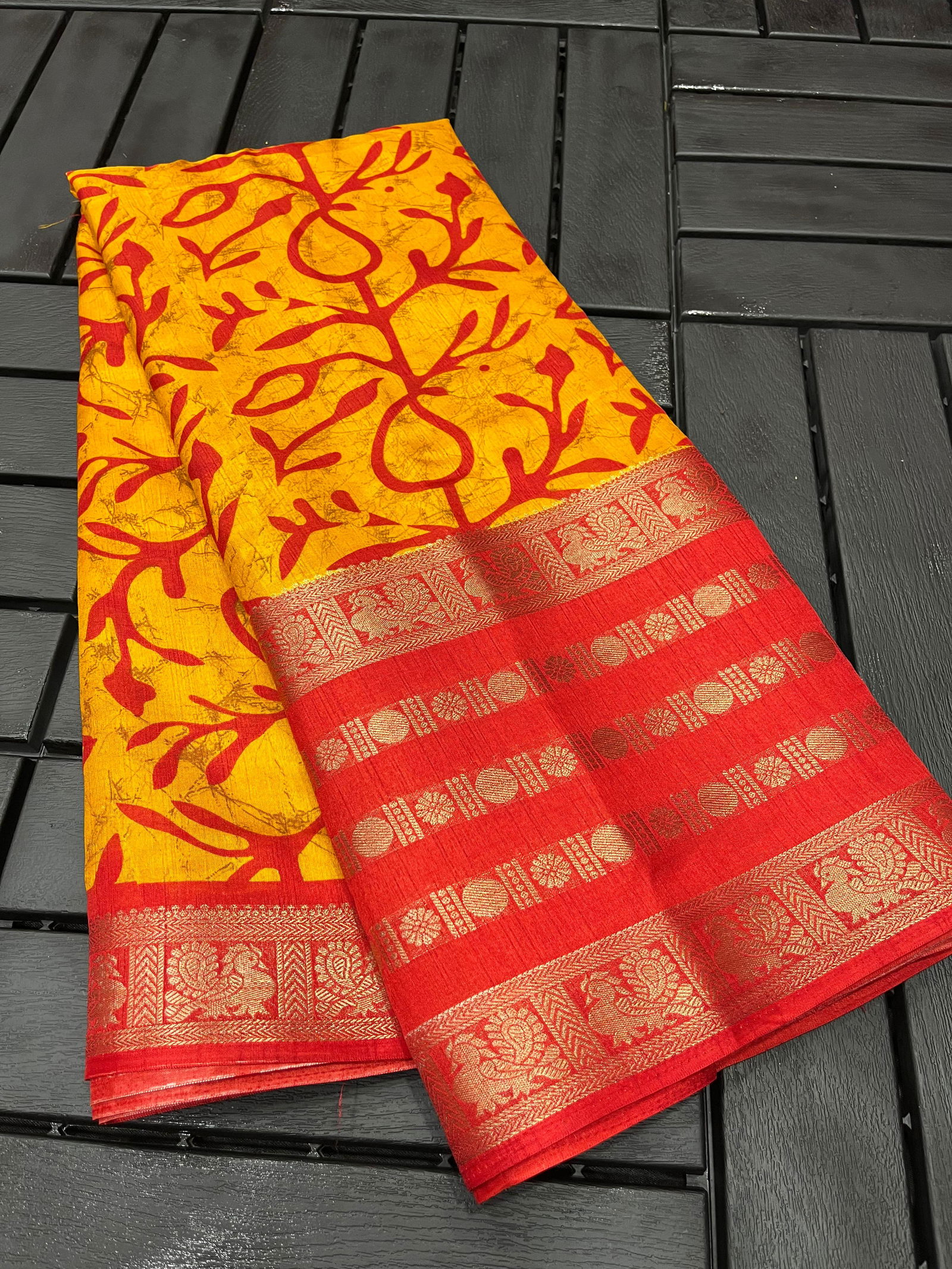 Mahira By Designer Batik Print Dola Silk Sarees Wholesale Price In Surat